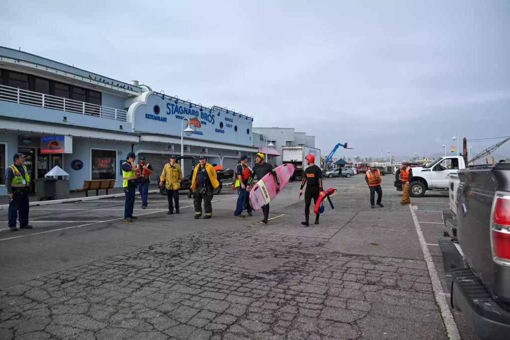 crew responding santa cruz wharf collapse